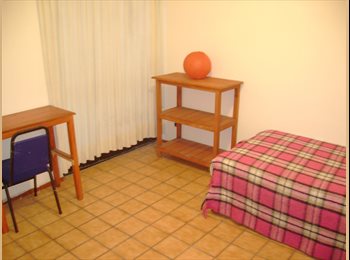 Roomgo MX - RENTO CUARTOS PARA HOMBRES Y MUJERES, Guadalajara - MX$1,500 por mes