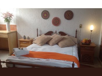 Roomgo MX - CÓMODA, TRANQUILA, AMPLIA CON BAÑO PRIVADO, Coyoacán - MX$8,000 por mes