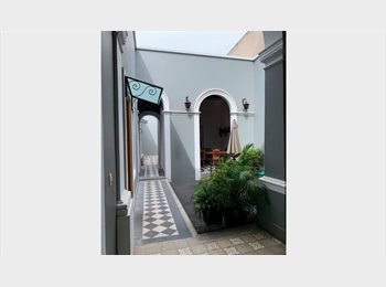 Roomgo MX - CUARTO   COLONIA AMERICANA EN  GUADALAJARA, Guadalajara - MX$6,500 por mes