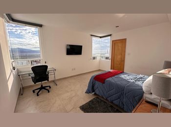 Roomgo MX - ¡Renta de Cuarto con Todos los Servicios y Vista Panorámica a la Presa!, León - MX$7,000 por mes