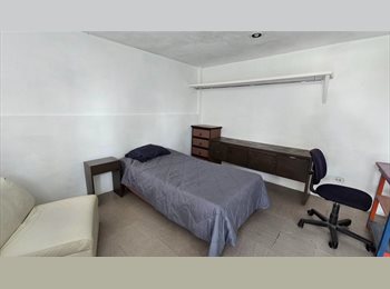 Roomgo MX - cuarto independiente, Puebla - MX$2,600 por mes