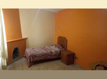Roomgo MX - Recamara Amueblada, Aguascalientes - MX$3,100 por mes