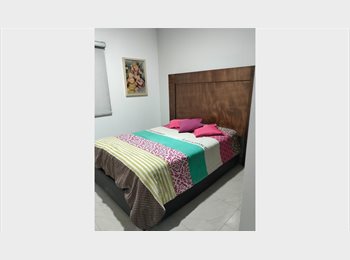 Roomgo MX - Busco rooming (mujeres) para compartir departamento, Corregidora - MX$4,500 por mes