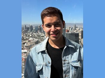 Roomgo MX - Luis César - 26 - México - D.F.