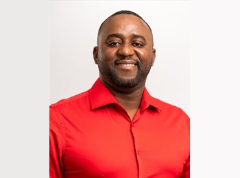 Roomgo MX - Alex Tierno - 37 - Querétaro