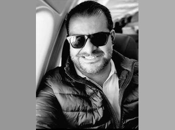 Roomgo MX - Ivan - 48 - Monterrey