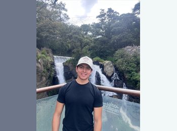 Roomgo MX - Héctor  - 19 - Querétaro