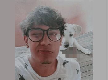 Roomgo MX - Adrian - 21 - Saltillo