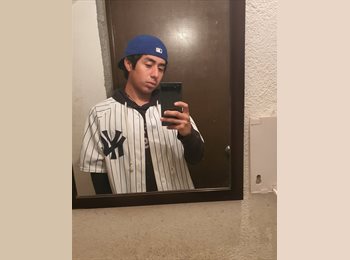 Roomgo MX - Carlos - 23 - Monterrey