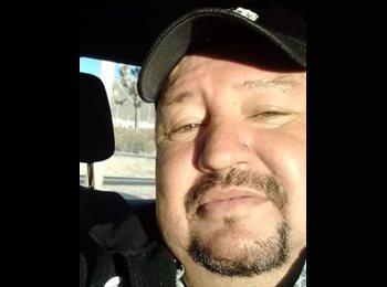 Roomgo MX - Omar Flores - 48 - Santa Catarina