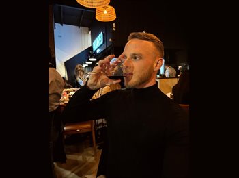 Roomgo MX - Julien - 25 - Puebla