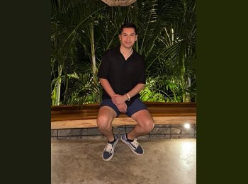 Roomgo MX - Alberto  - 29 - Santa Catarina