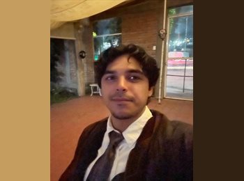 Roomgo MX - Fernando  - 18 - Querétaro