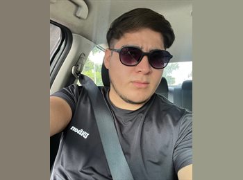 Roomgo MX - Camilo - 23 - Cholula