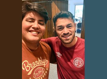 Roomgo MX - Alejandro  - 21 - Puebla