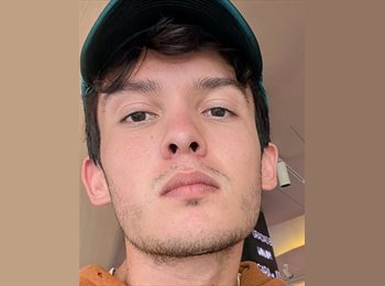 Roomgo MX - Javier Enrique Aguirre Mercado  - 22 - Guadalajara