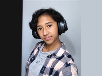 Roomgo MX - Reny - 18 - Querétaro