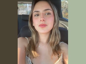 Roomgo MX - Ximena - 21 - Querétaro