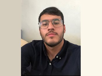 Roomgo MX - Jesús catalán  - 24 - Ciudad Apodaca