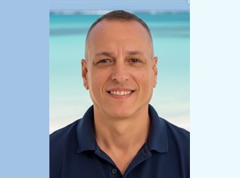 Roomgo MX - Angel Garcia  - 46 - Cancún