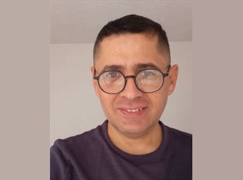 Roomgo MX - Jose  - 40 - Guadalajara