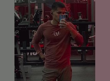 Roomgo MX - Joshua - 22 - Puebla