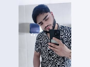 Roomgo MX - Caleb Flores Soto  - 27 - Corregidora