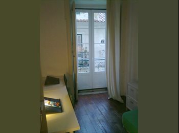 Roomgo PT - CITY CENTER / BAIXA CHIADO - IKEA SOLUTIONS ROOMS, Lisboa - 600 € Por mês