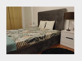 Roomgo PT - Alugo 3 quartos no Vale da Amoreira, Lisboa - 450 € Por mês