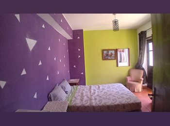 Roomgo PT - Aluga-se quarto ao mes/ano centro da cidade, Portugal - 440 € Por mês