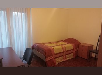 Roomgo PT - Arrendamento quarto raparigas estudantes, Lisboa - 350 € Por mês