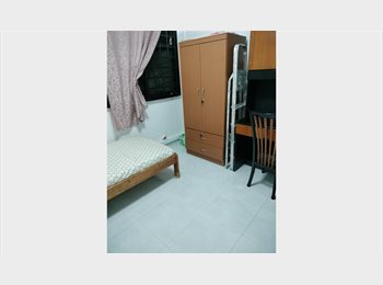 Roomgo SG - Tampines Street 72, Common Room, for rent, Pasir Ris - $700 pm