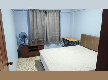 Roomgo SG - Common room @ Blk 508 West Coast Drive, Clementi - $850 pm