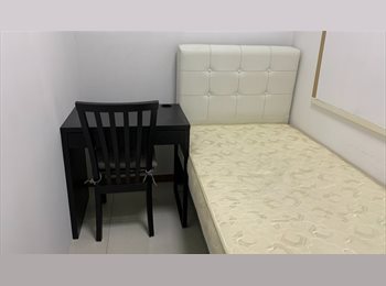 Roomgo SG - Nice Lakeside private condo common room near MRT/NTU/NUS for rent, Lakeside - $1,000 pm