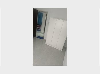 Roomgo SG - Muslim room for rent aircon, Punggol - $800 pm
