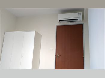 Roomgo SG - HDB Common Bedroom for Rent in Fernvale/ Sengkang West / Seletar., Sengkang - $900 pm
