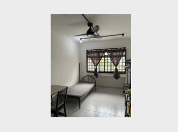 Roomgo SG - Whampoa Spacious Common Room, Toa Payoh - $900 pm