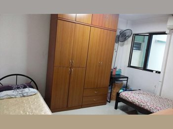 Roomgo SG - Tiong Bahru - Couple Room for rent, Redhill - $1,200 pm