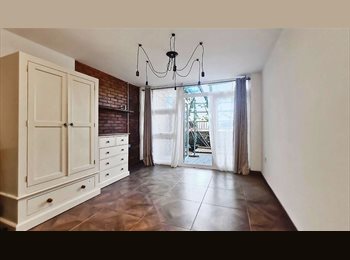 Roomgo UK - Studio flat with terrace access to let located in London N15., Seven Sisters - £1,350 pcm