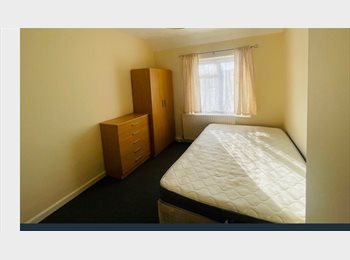 Roomgo UK - Double room for one person, Becontree - £650 pcm