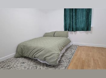 Roomgo UK - Beautiful Double Room Ensuite in a Spacious House, March - £600 pcm