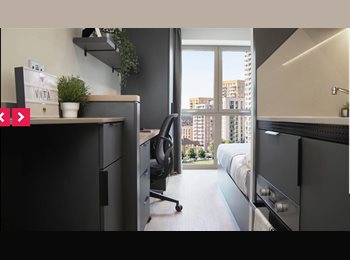 Roomgo UK - Looking for someone to take over my tenancy in student accommodation - studio room!, Lewisham - £1,748 pcm