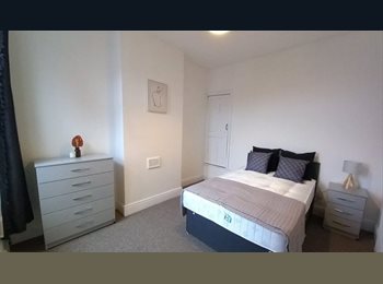 Roomgo UK - Luxury Double Room – All Bills Included (Bearwood), Beech Lanes - £595 pcm