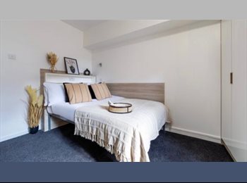 Roomgo UK - Room available in Student accommodation, Castlefield - £855 pcm