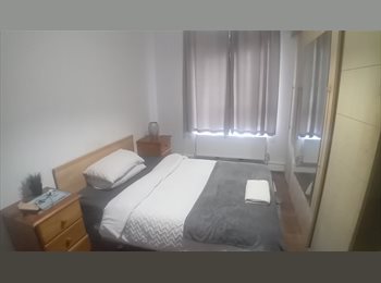 Roomgo UK - Cosy Double Room - No Deposit!, Streatham - £950 pcm