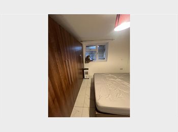 Roomgo UK - Double room available, Feltham - £800 pcm