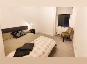 Roomgo UK - Large flat near city center, Dennistoun - £750 pcm