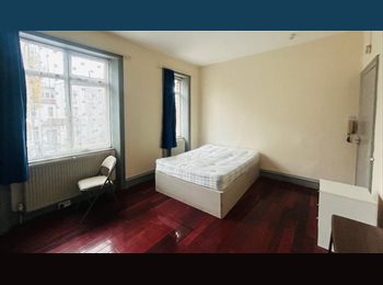 Roomgo UK - Double room Kilburn Station, Cricklewood - £900 pcm
