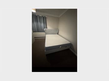 Roomgo UK - Double Room, Colliers Wood - £850 pcm