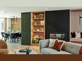 Roomgo UK - Manchester City-Centre Double Room + Private Bathroom + Gym, Spinningfields - £730 pcm